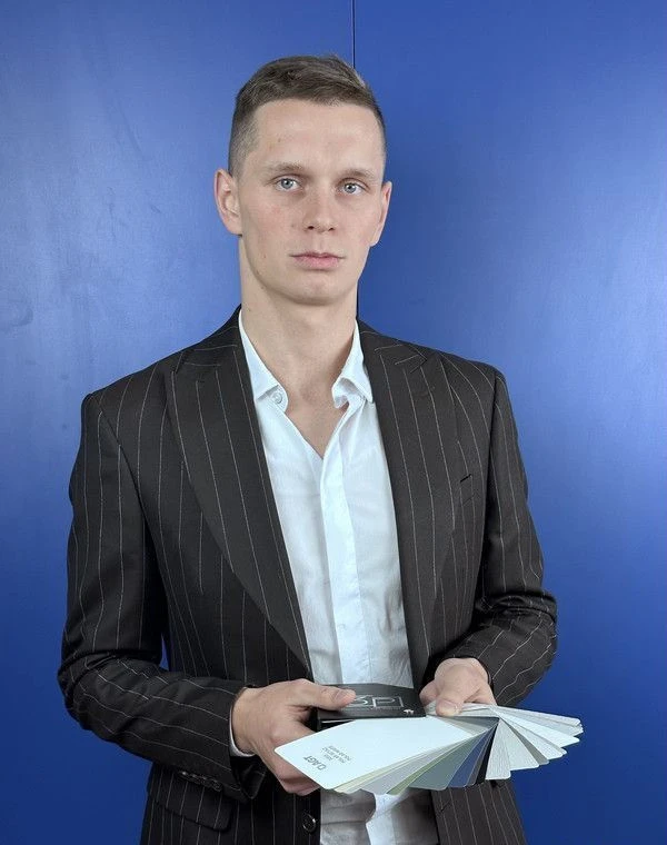 Кухня белая со светлой столешницей